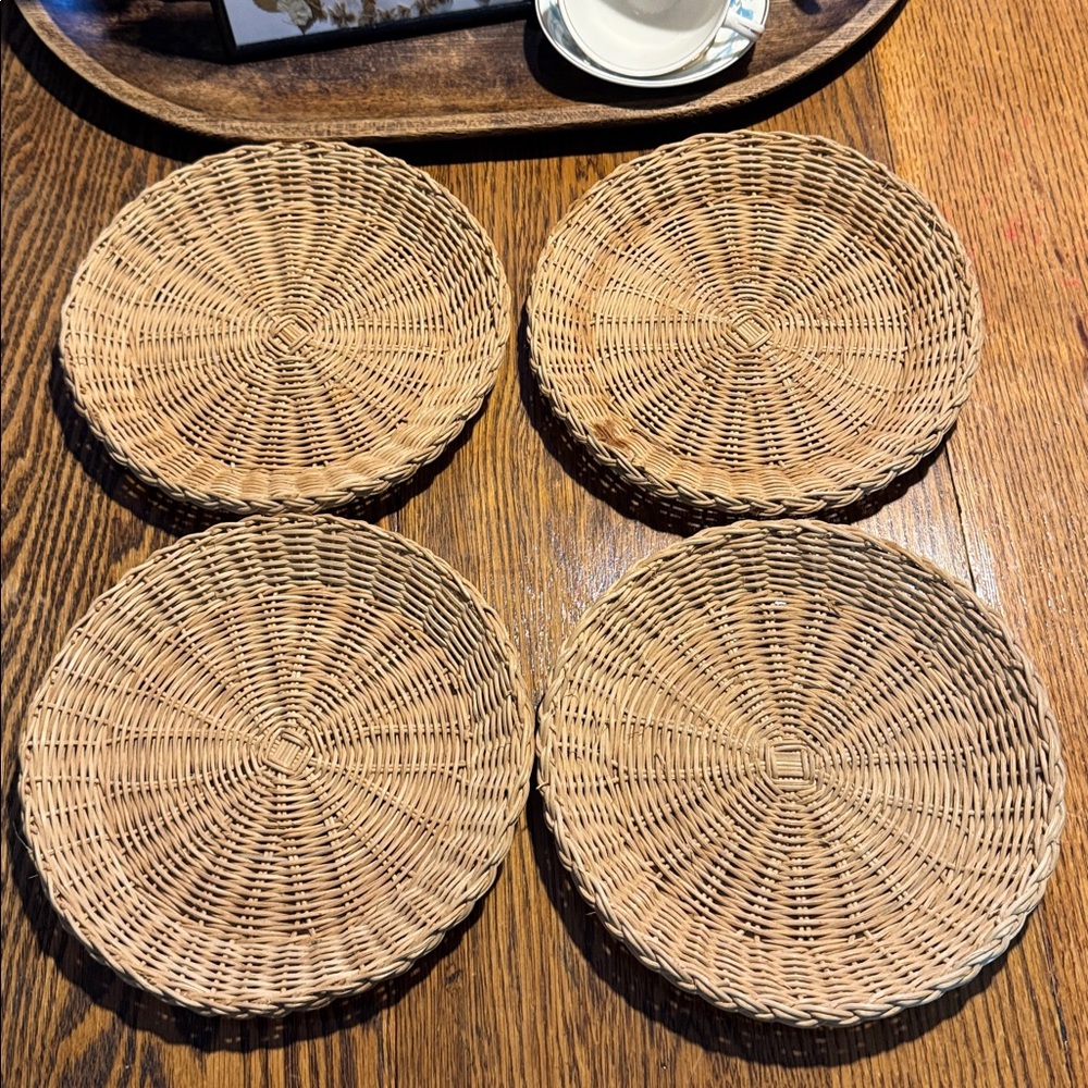 Vintage Wicker Paper Plate Holders - Set of 4